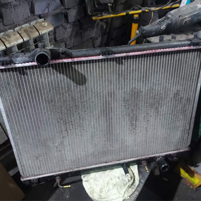 Замена радиатора на Lexus LS 35