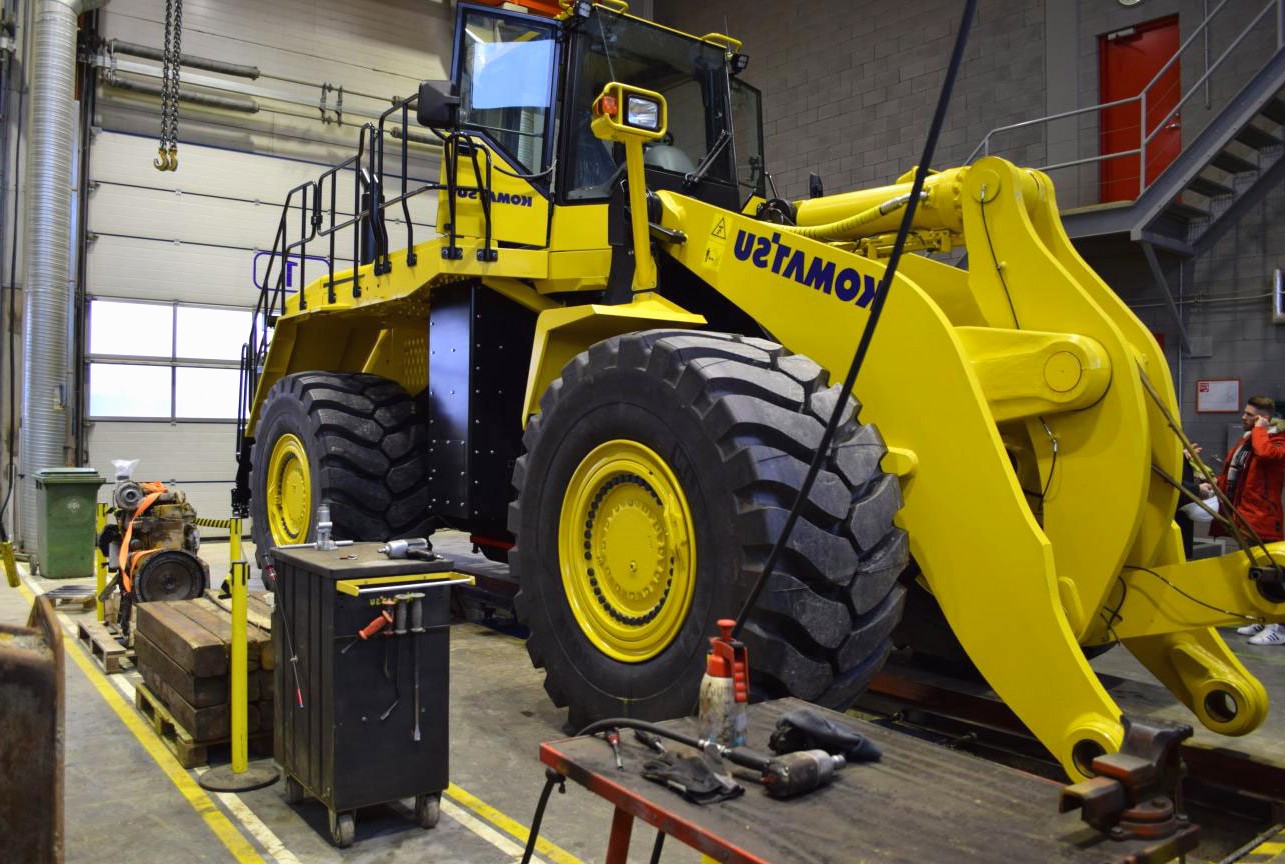 Ремонт фронтального погрузчика